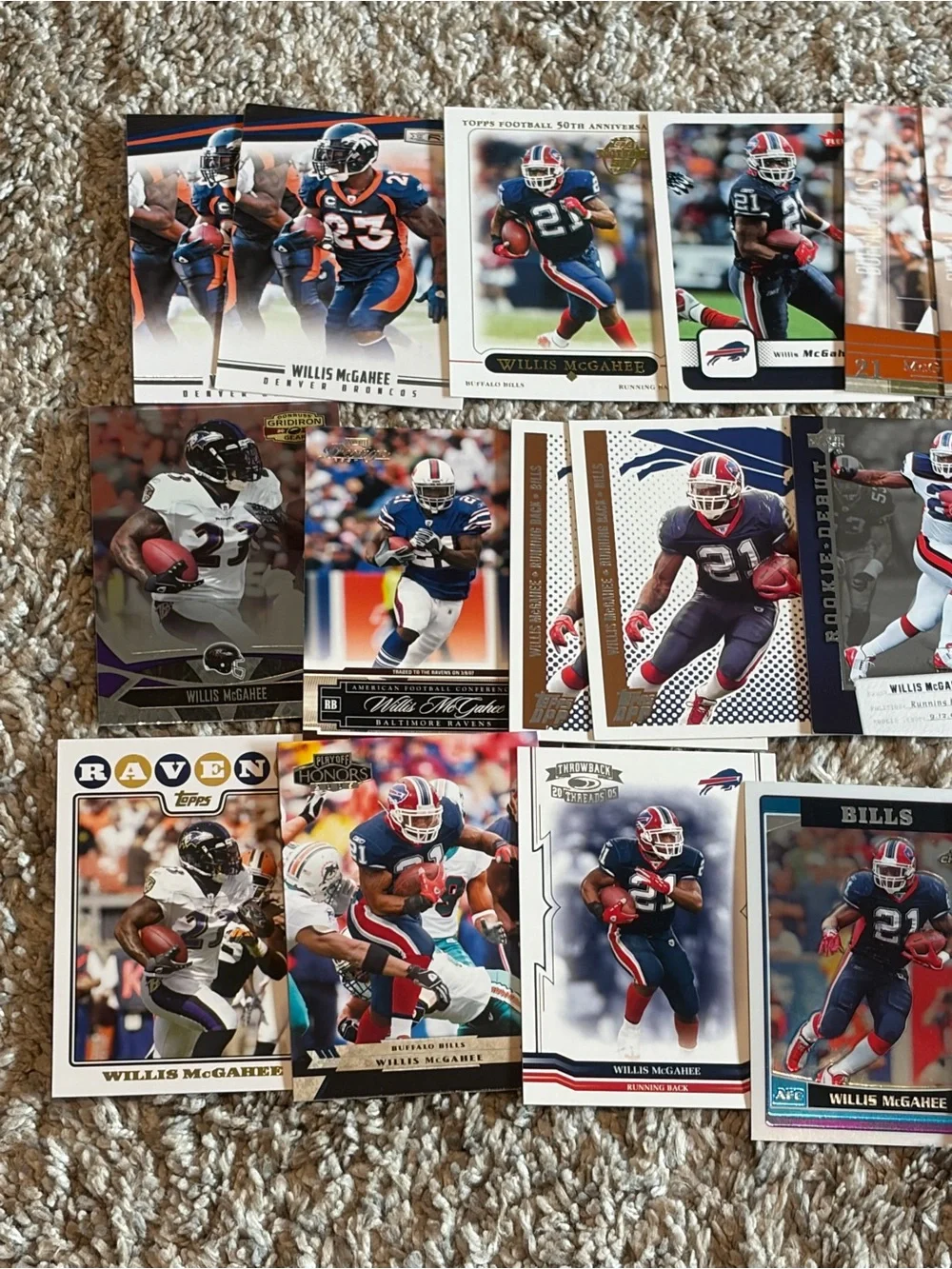 Lot of 28 Willis McGahee football cards Buffalo Bills Miami Baltimore Ravens